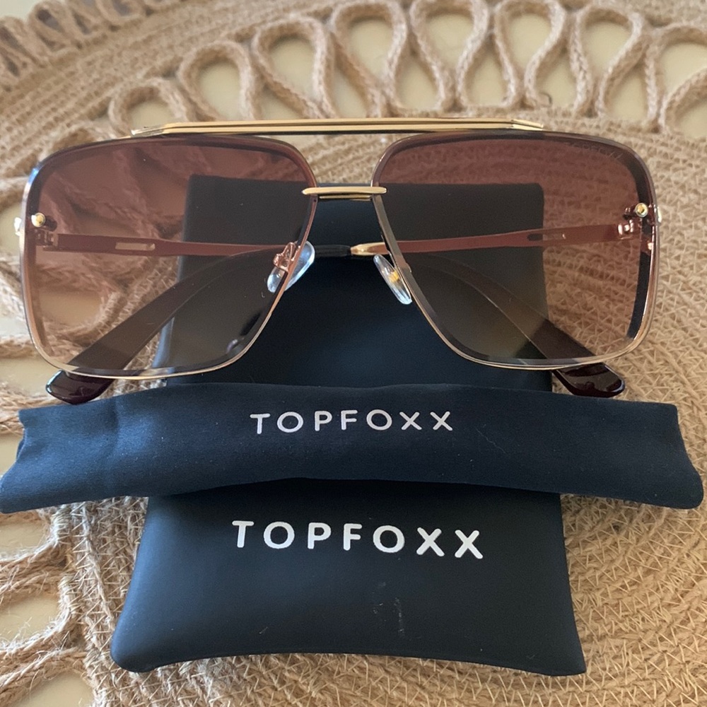 Brand new Bella sunnies from Topfoxx 😎